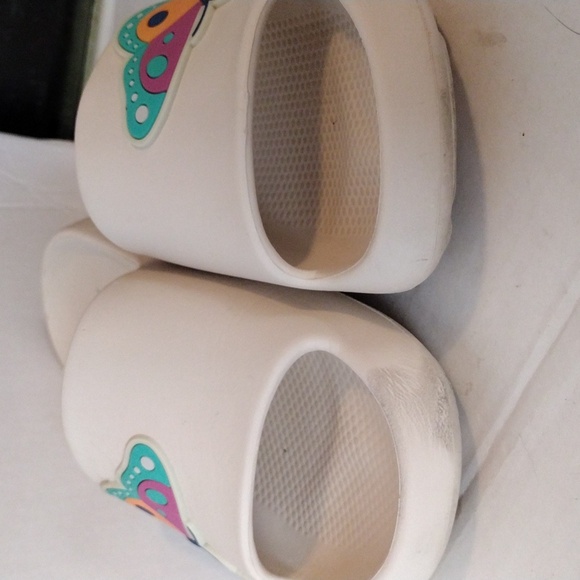 EVA Butterfly Slides - Picture 5 of 8
